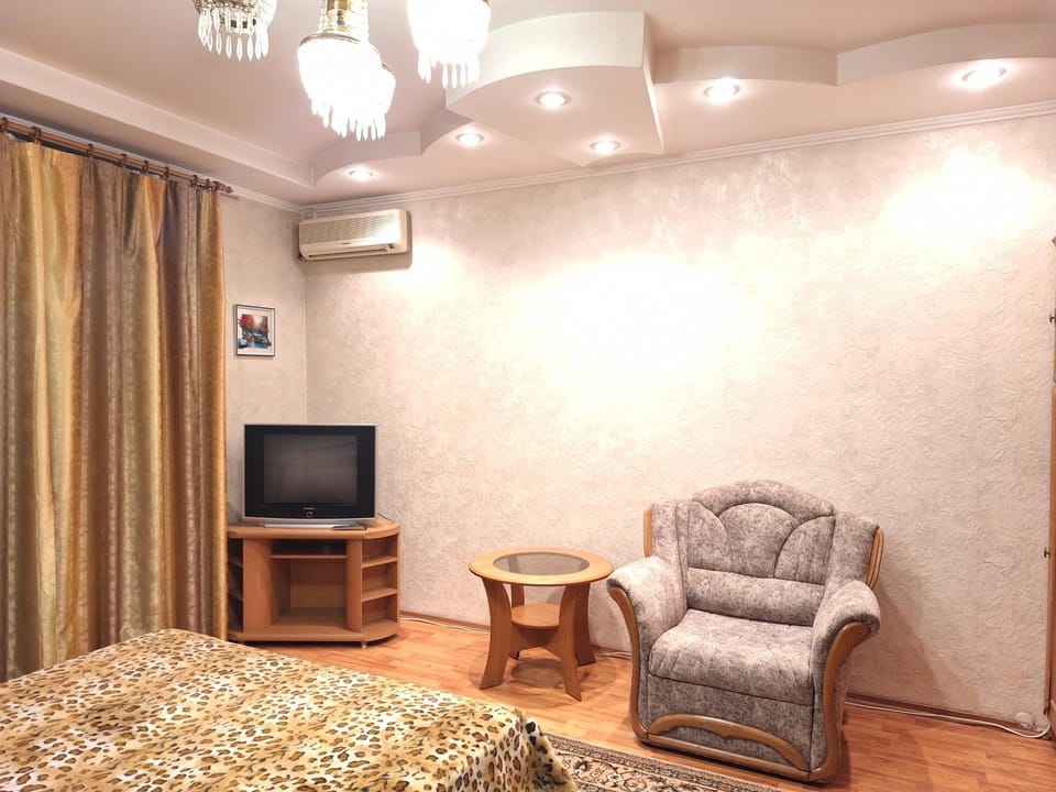 Квартира на улице Титова Независимости возле тц Апполо, Славутич Apartment in Dnipro