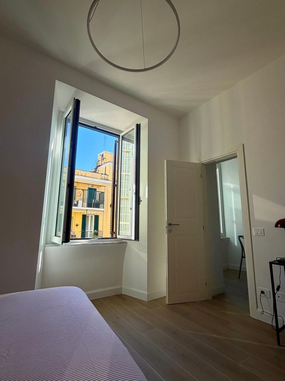 View (from property/room), Photo of the whole room, Bedroom, Garden view, Inner courtyard view