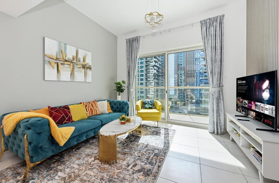 Living room, Photo of the whole room, Seating area, Evening entertainment