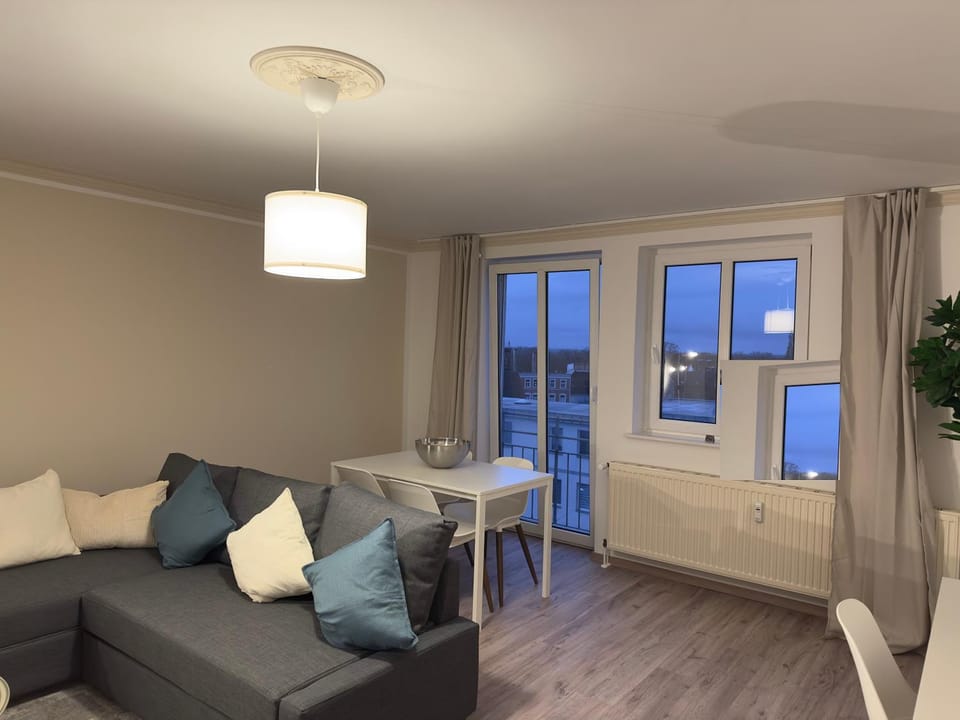 PanoramaOase - stilvoll & ruhig - 75qm Apartment in Halle Saale