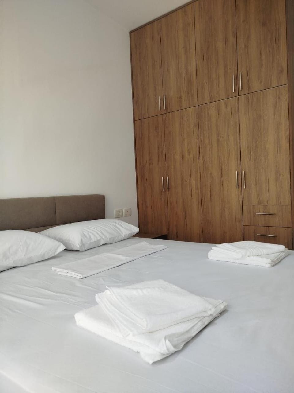 Apartment with a view & amenities Apartment in Vlorë