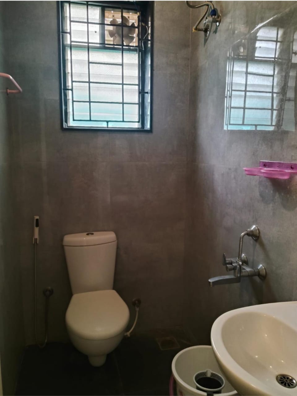 Shower, Toilet, Bathroom