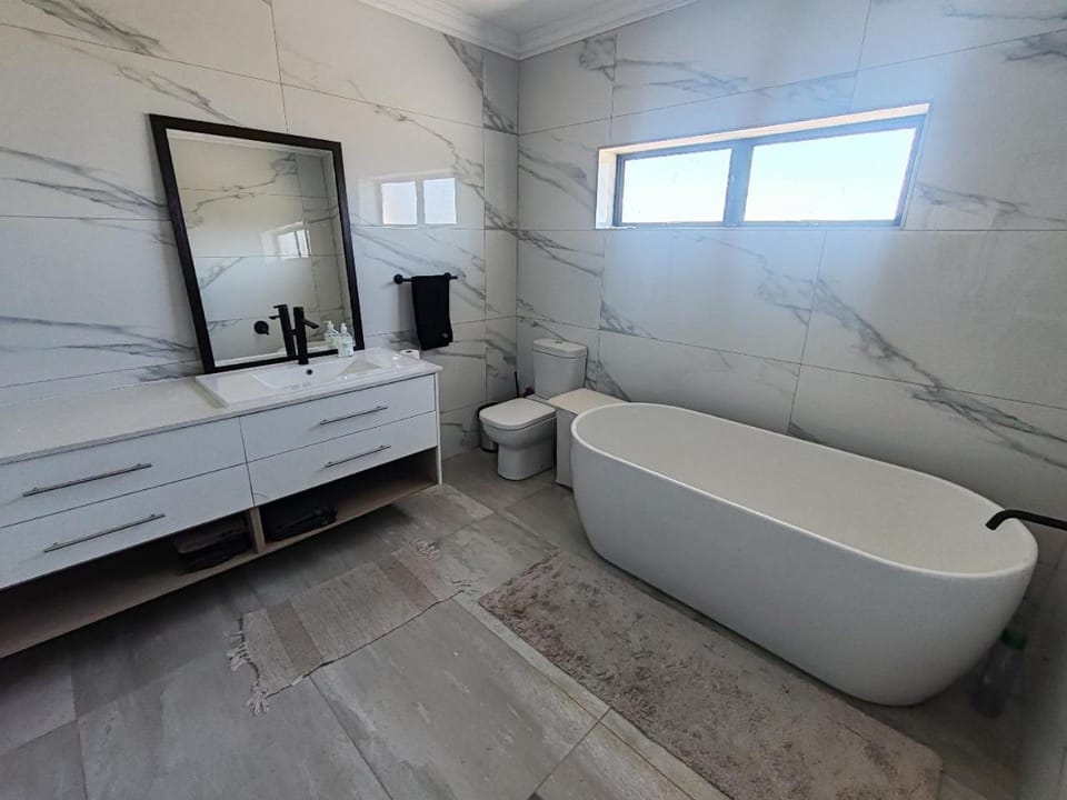 Bathroom, Bath