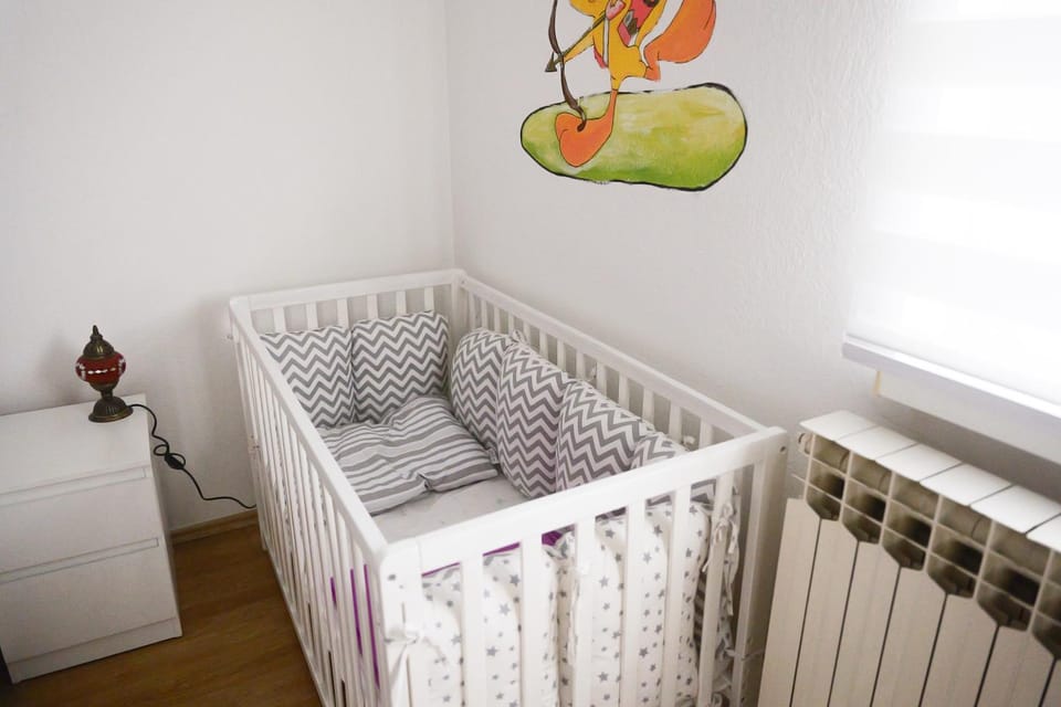 Bed, Bedroom, cot