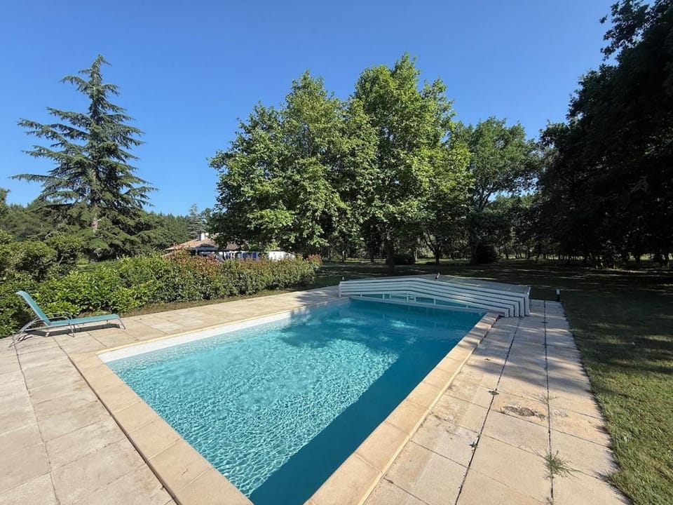 Ferme landaise avec Piscine , 4 chambres House in Nouvelle-Aquitaine
