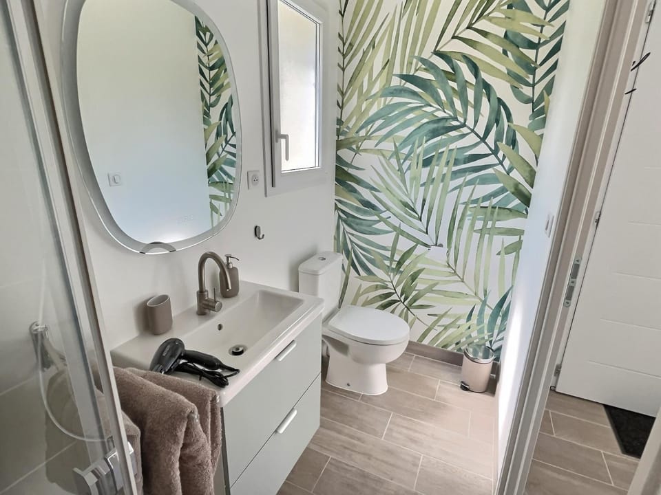 Toilet, Bathroom