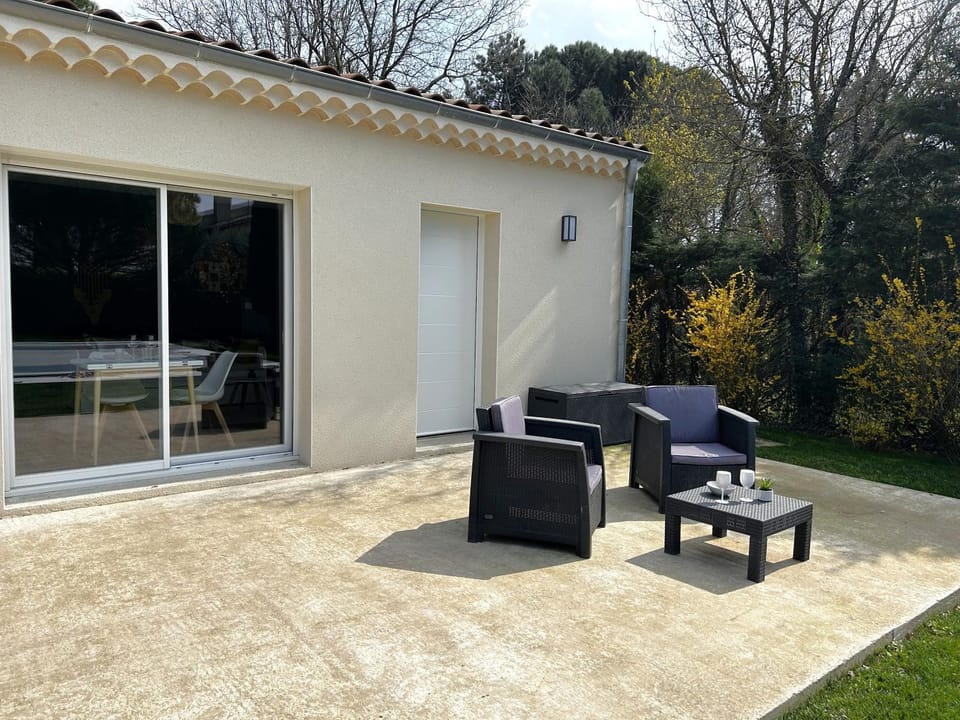 Patio, Garden