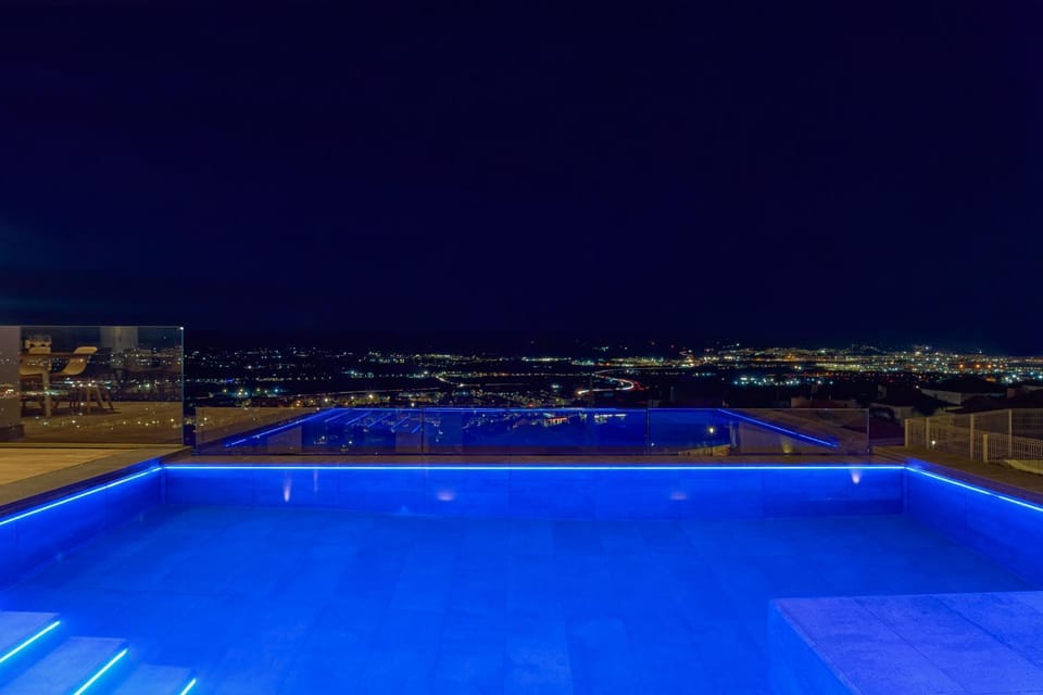 Night, Swimming pool