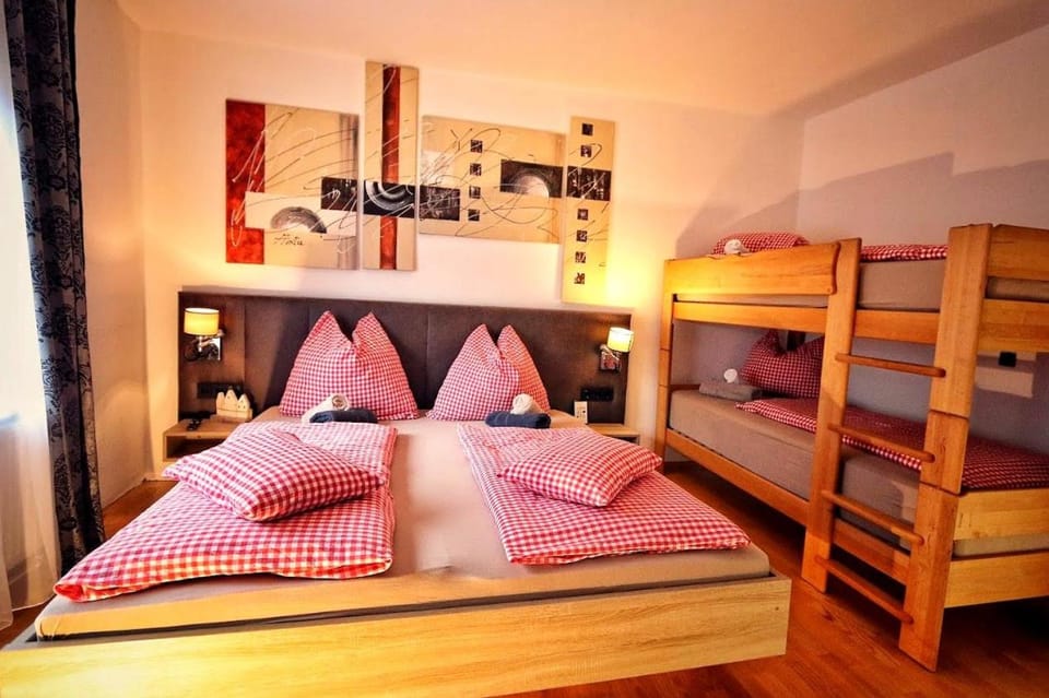 Bed, Photo of the whole room, Bedroom, bunk bed