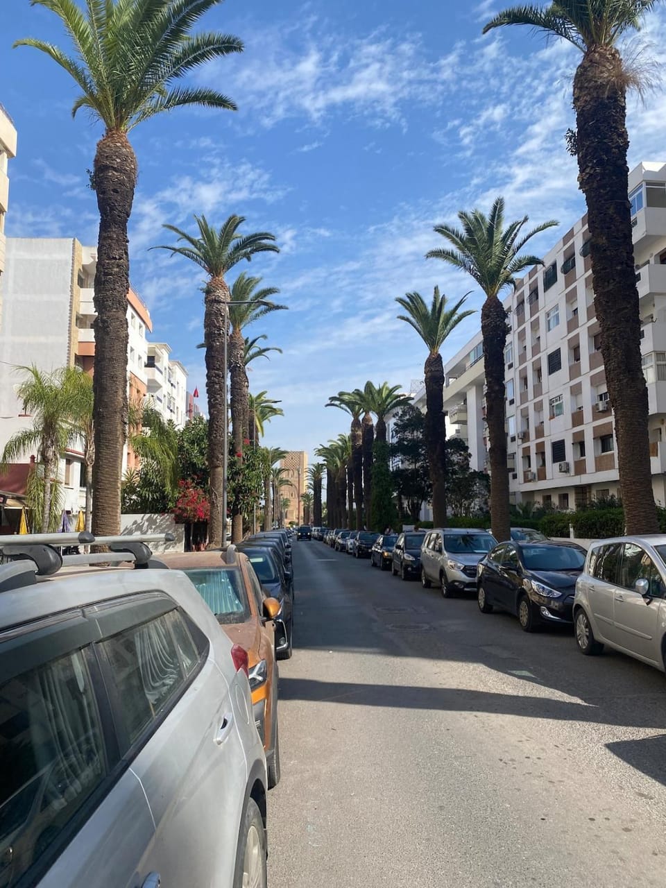 Neighbourhood, Location