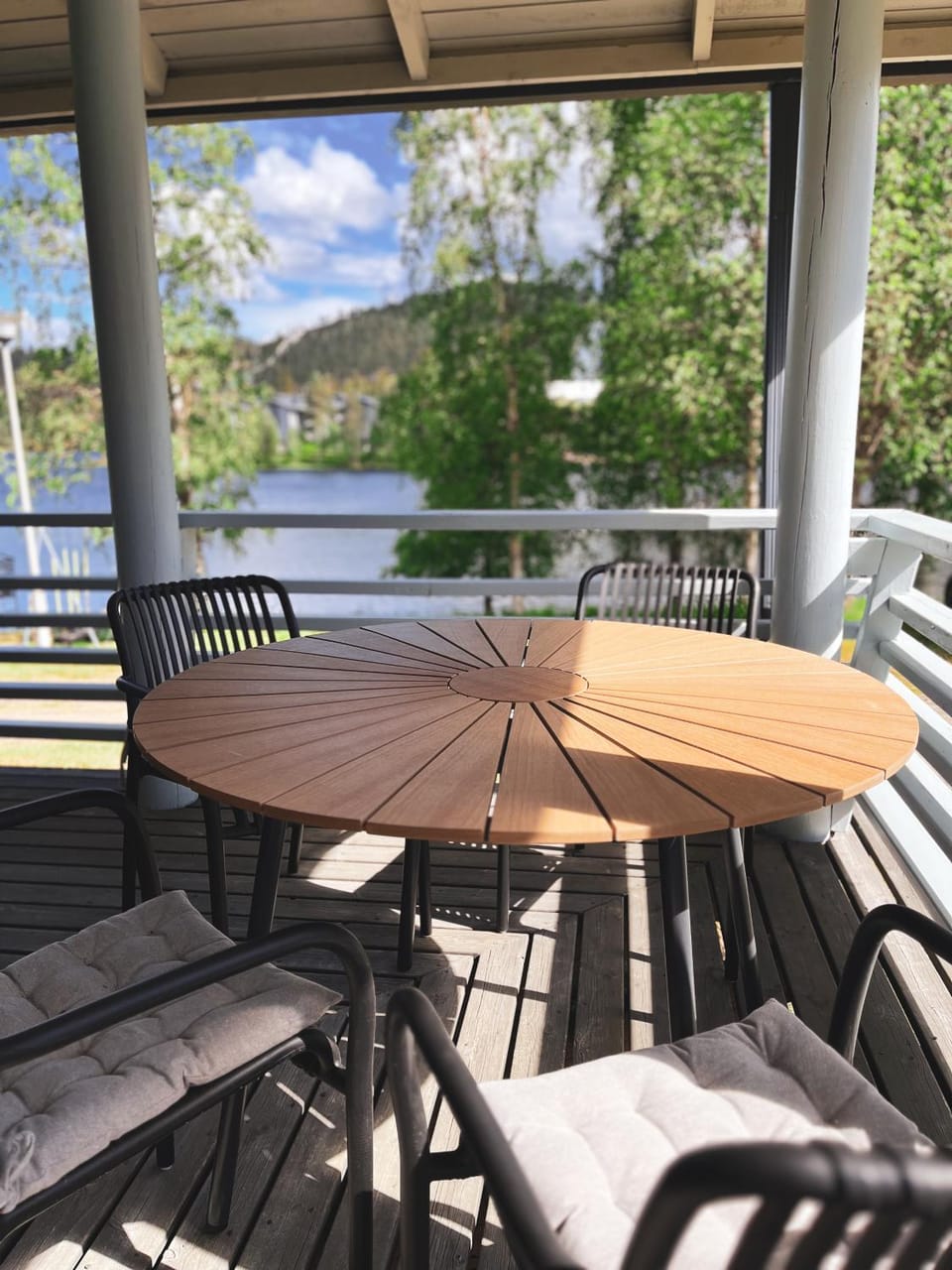 Talviranta - Lakefront Cottage - Ruka-Pyhä 2x SKIPASSES included - Free Skibus doorstep Apartment in Lapland