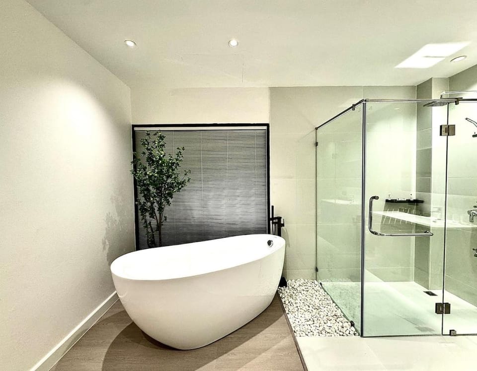 Shower, Bathroom, Bath