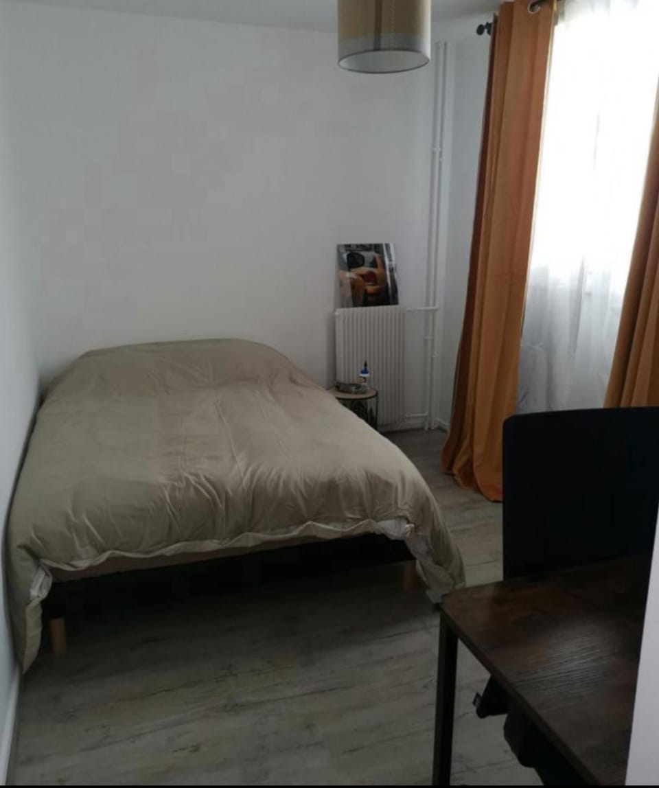 Bel Appartement de 78m2 Apartment in Pontoise