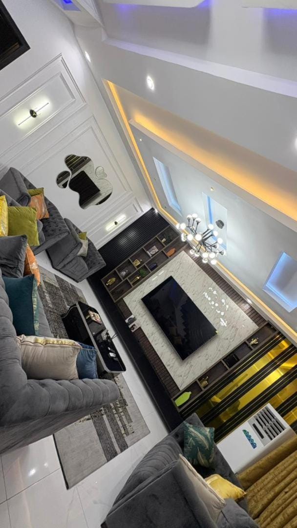 Communal lounge/ TV room, TV and multimedia, Seating area