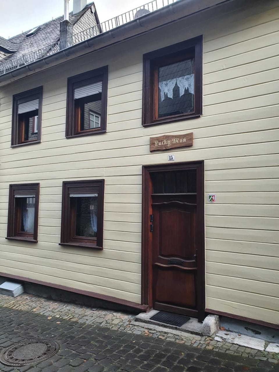 Property building, Facade/entrance