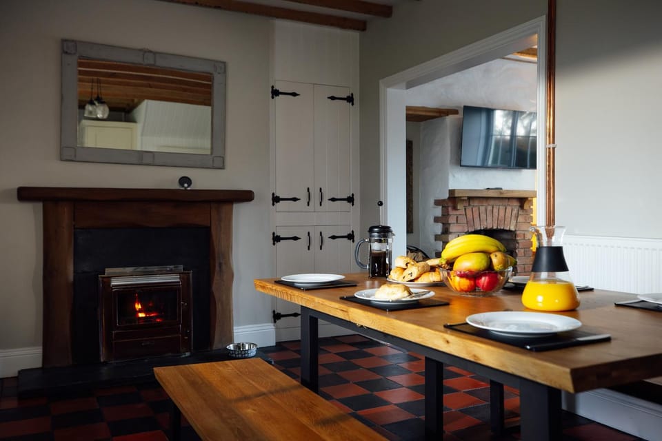 Kitchen or kitchenette, dishwasher, kitchen, kitchen