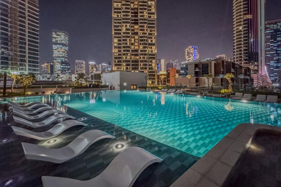 Property building, Swimming pool