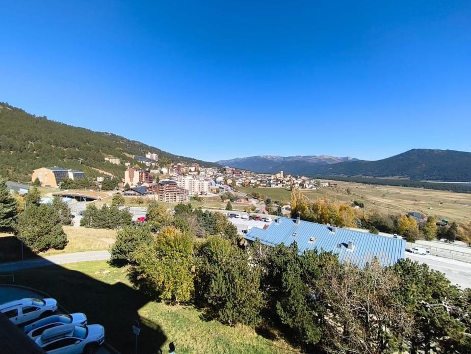 Day, Natural landscape, City view, Mountain view