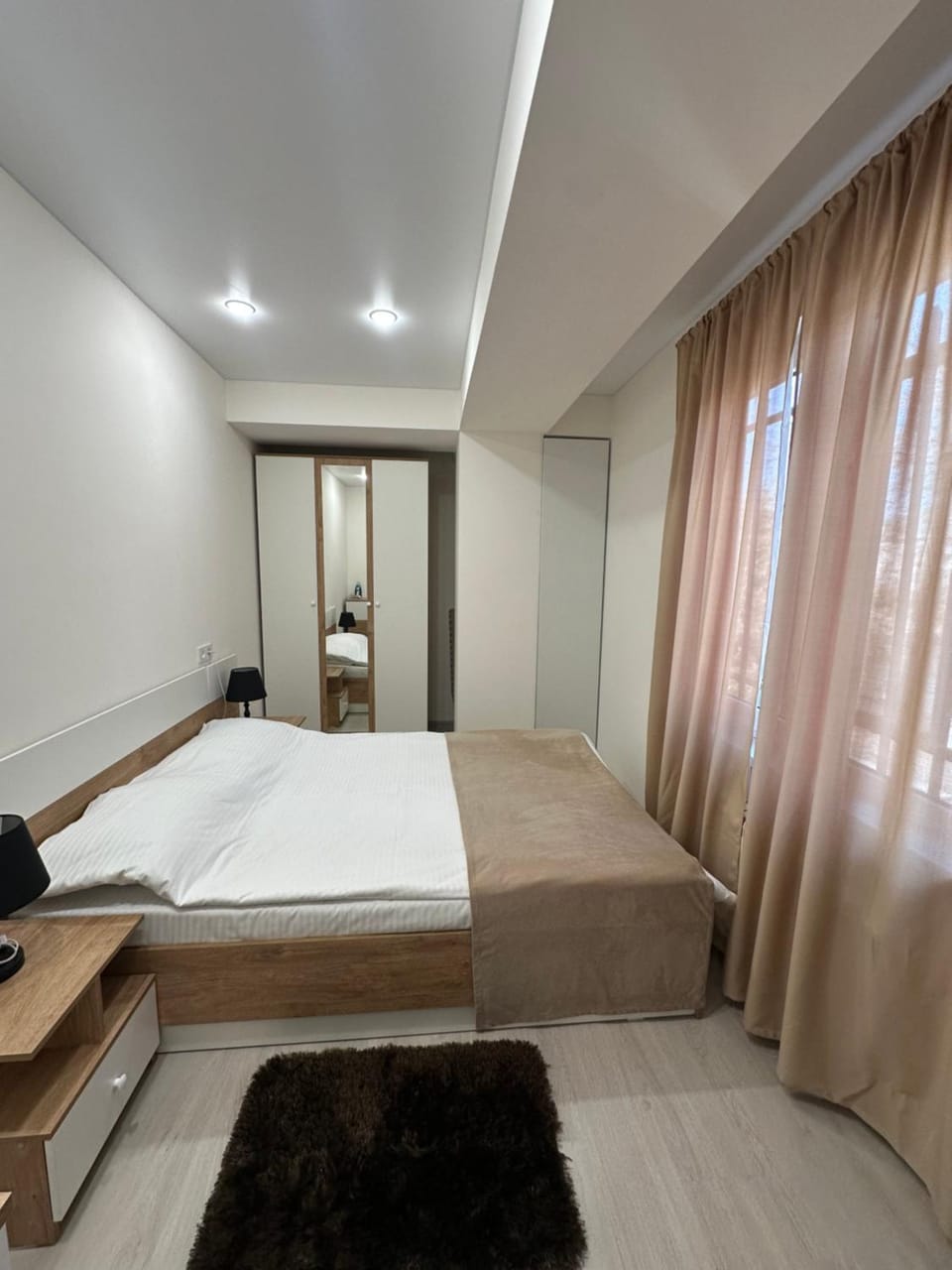Photo of the whole room, wardrobe