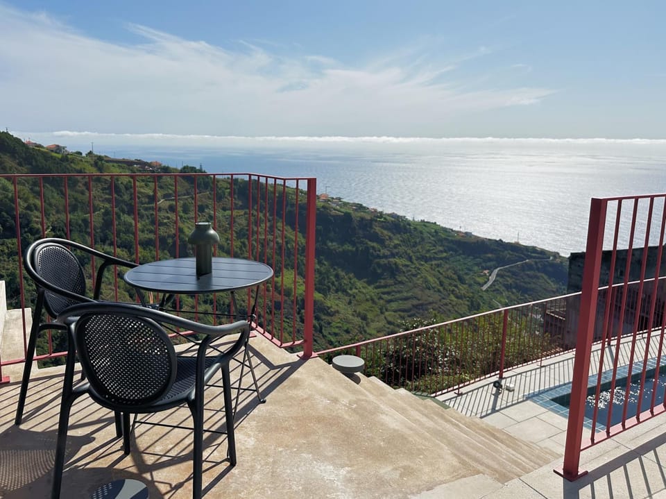 Balcony/Terrace, Dining area