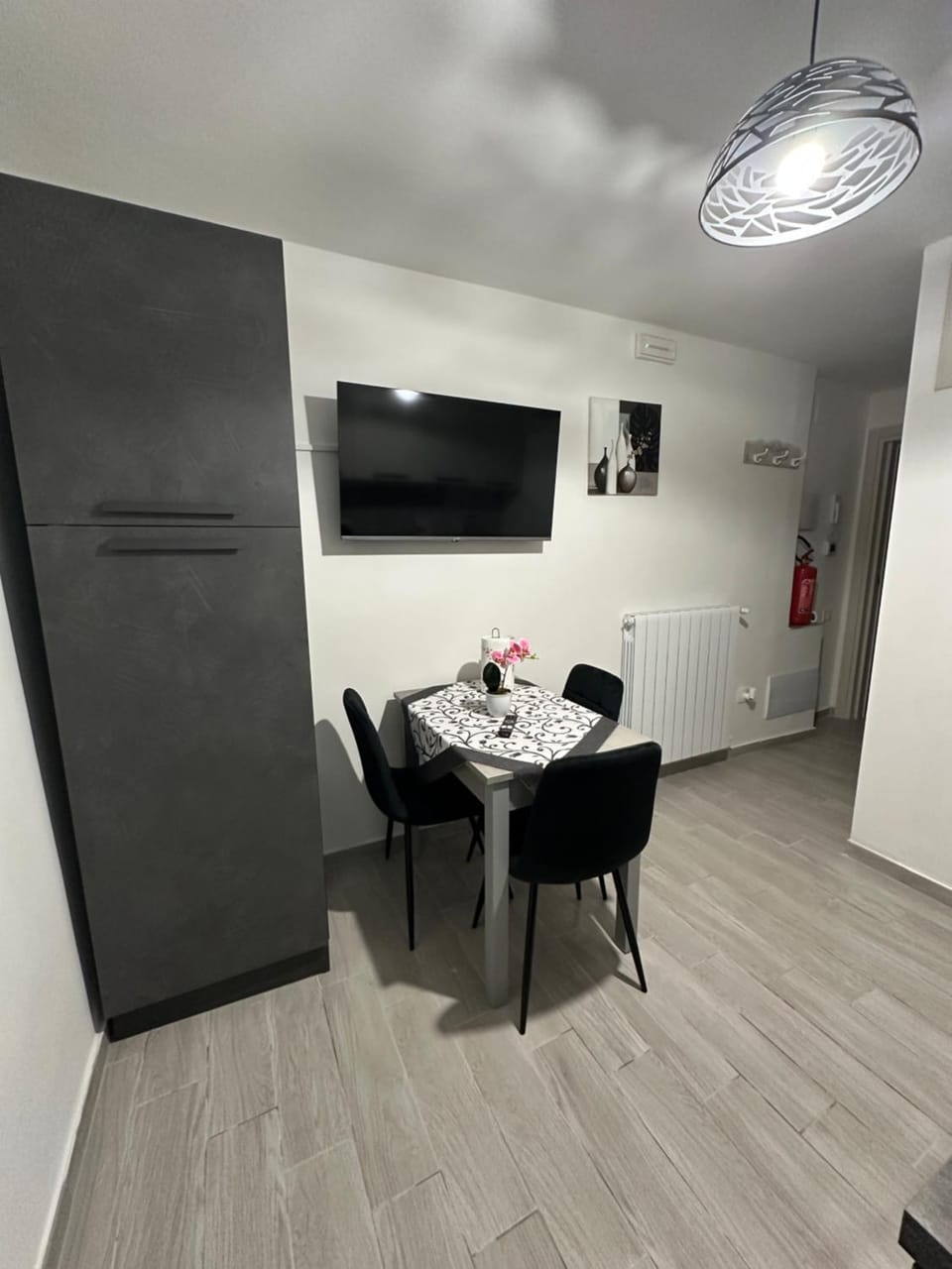 TV and multimedia, Dining area