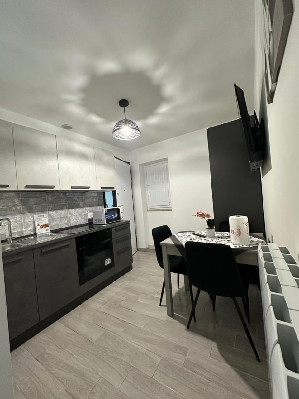 Kitchen or kitchenette, oven, stove