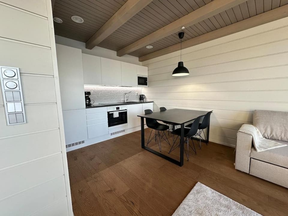 Naava Chalet 302 - Cozy apartment with lake view and Sauna Apartment in Finland