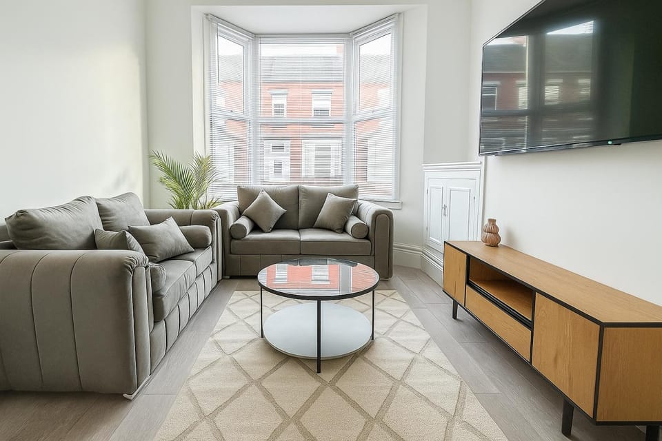 TV and multimedia, Living room, Seating area