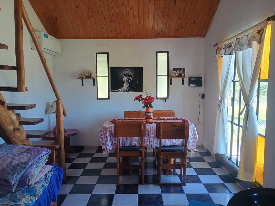 Turco Cabañas House in Villa Giardino