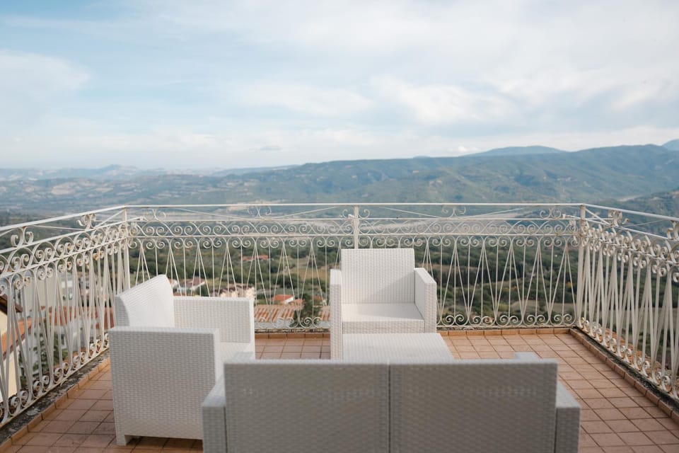 View (from property/room), Balcony/Terrace