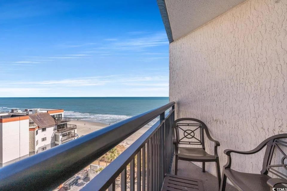 Ocean View 1 Bedroom for 4! Ocean Reef 1024 House in Myrtle Beach