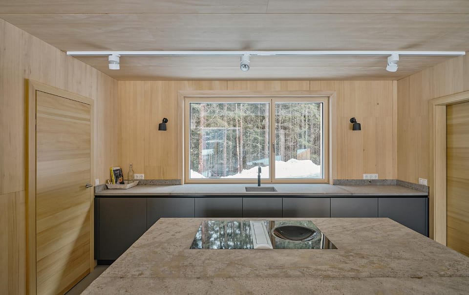 Kitchen or kitchenette, kitchen