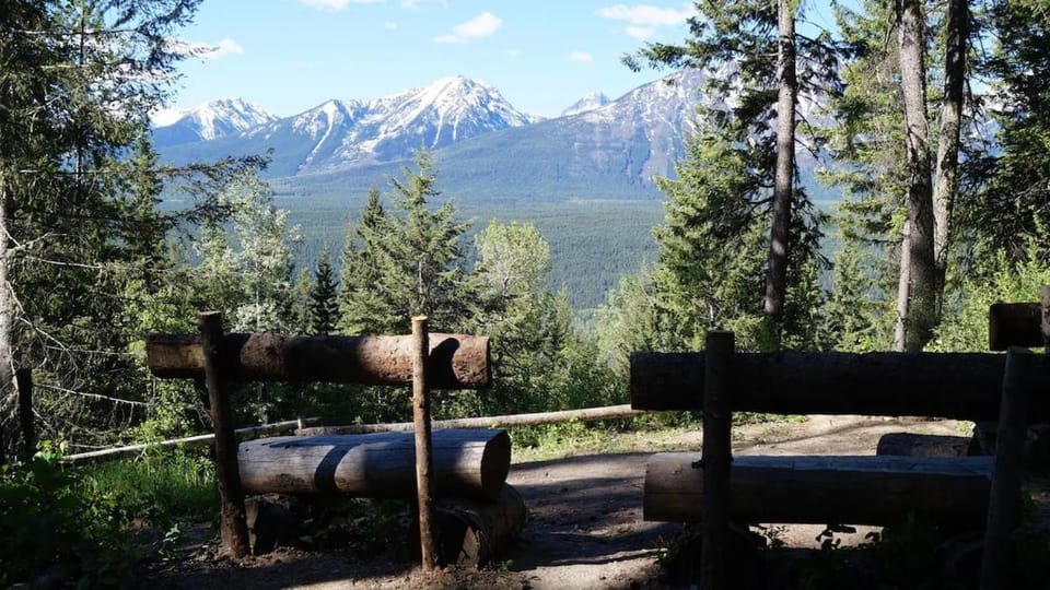 Mountain View Cabins Cabin in Columbia-Shuswap A