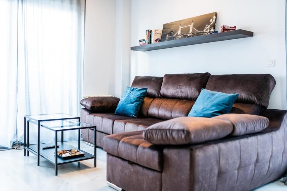 Granada capital next to Albaicín, free parking Apartment in Granada