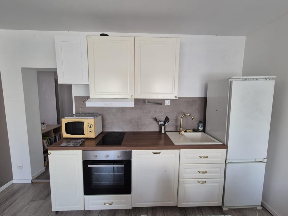 dishwasher, oven, stove