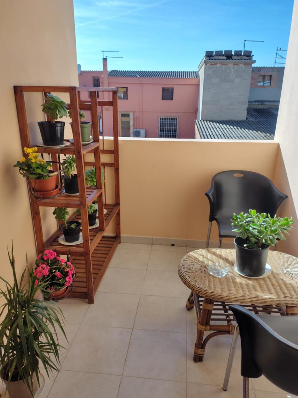 "Da Carla e Sandro"- Appartamento con parcheggio privato Apartment in Quartu Sant'Elena