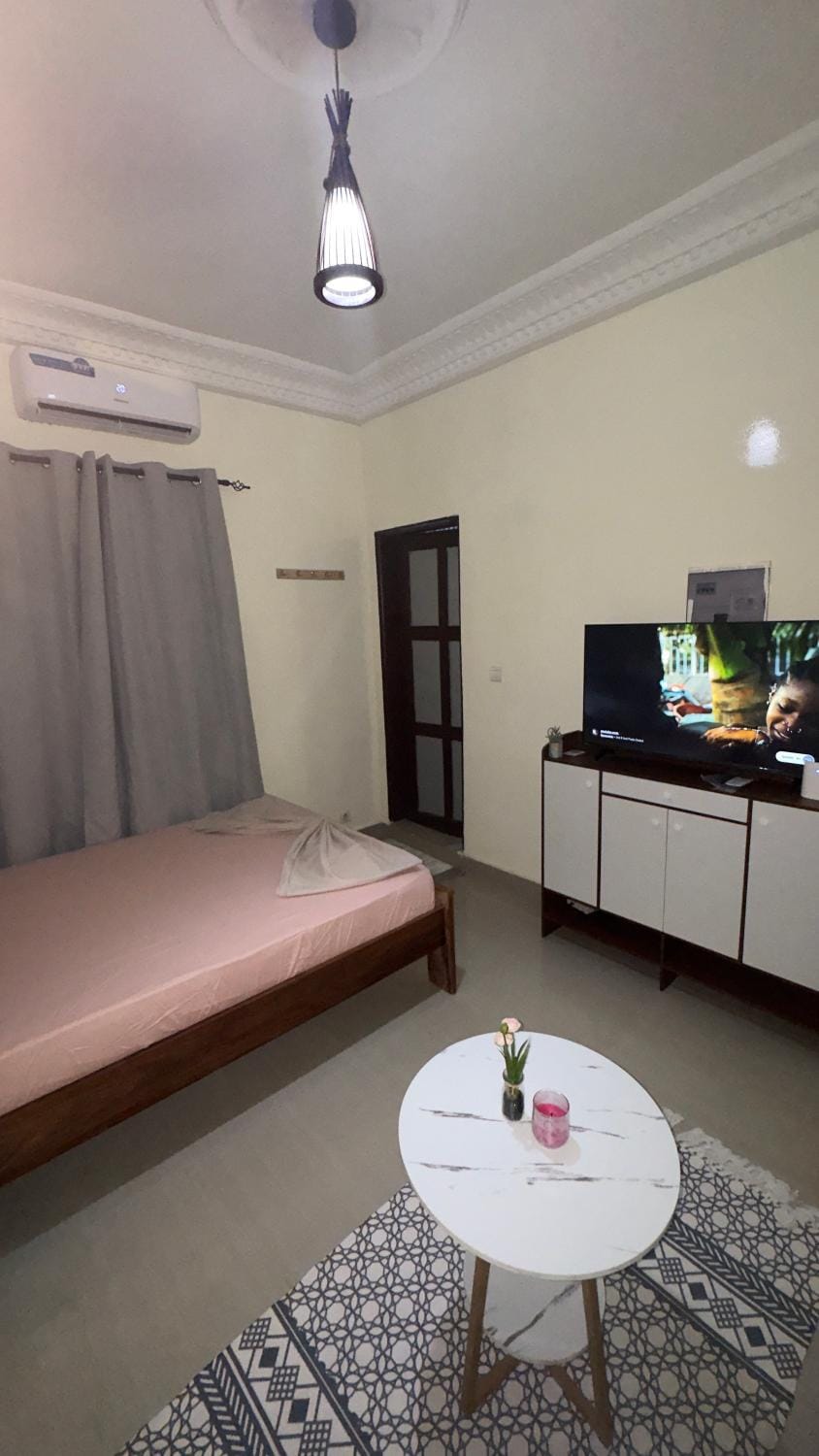 Studio américain petit paradis Apartment in Dakar
