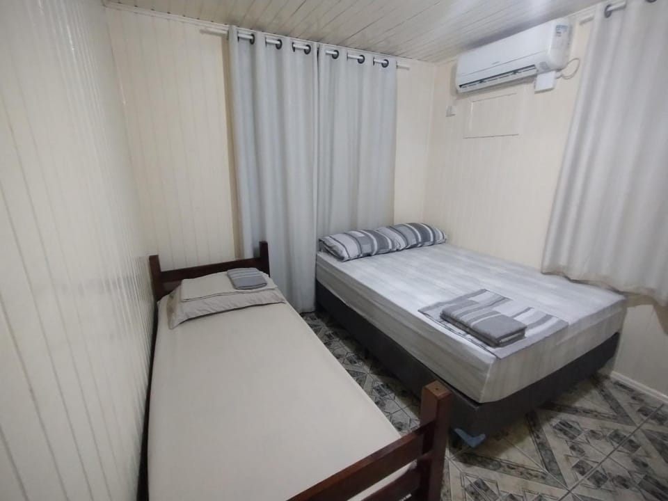Chalé com garagem fechada Chalet in State of Rio Grande do Sul