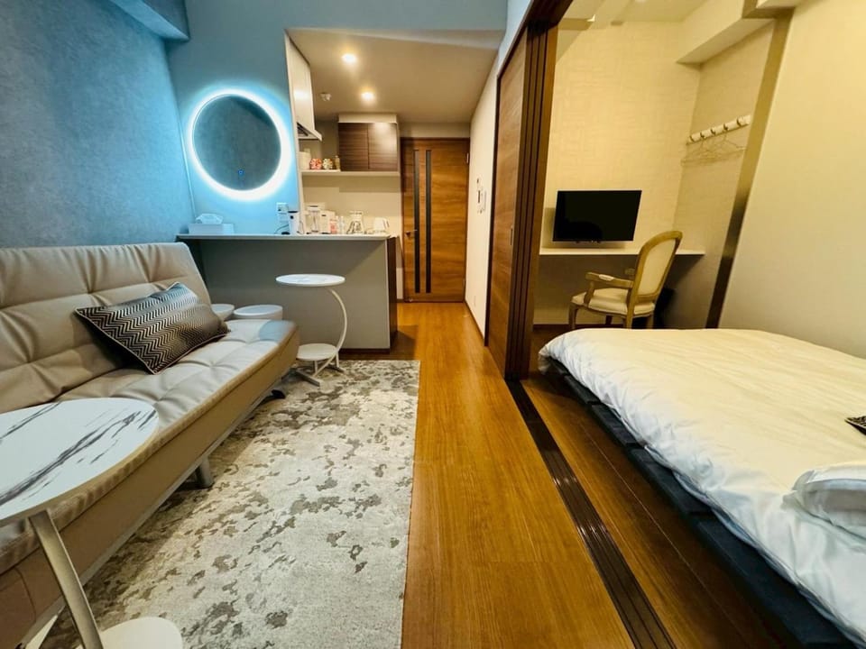 LuxurySweet博多駅南61 最大3,4人 博多駅車で5分 新築 条件付ペット宿泊可 Apartment in Fukuoka