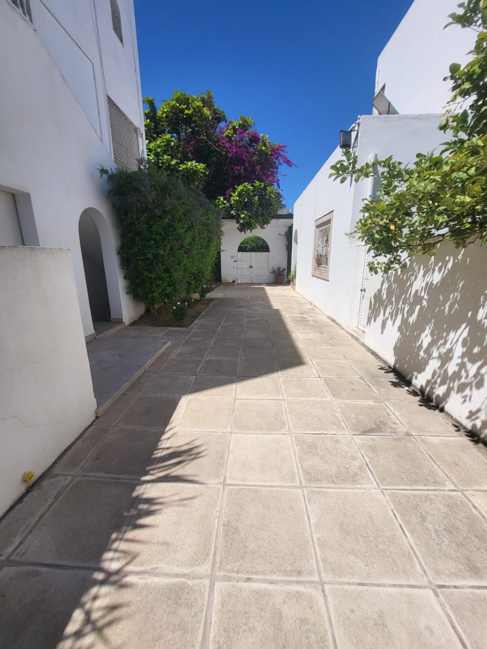 Duplex el 3ebdelleyya en face tennis club la marsa Apartment in Tunis Governorate, Tunisia