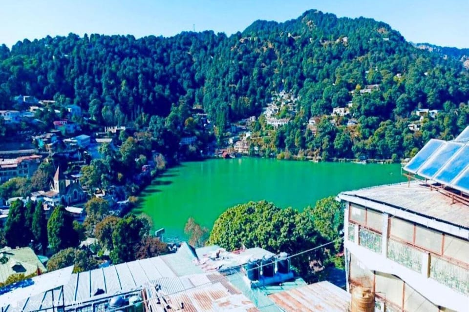 Nearby landmark, Day, Natural landscape, City view, Lake view, Mountain view