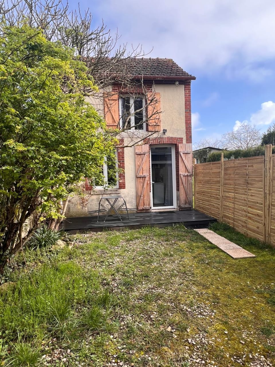 Maison T2 House in Centre-Val de Loire