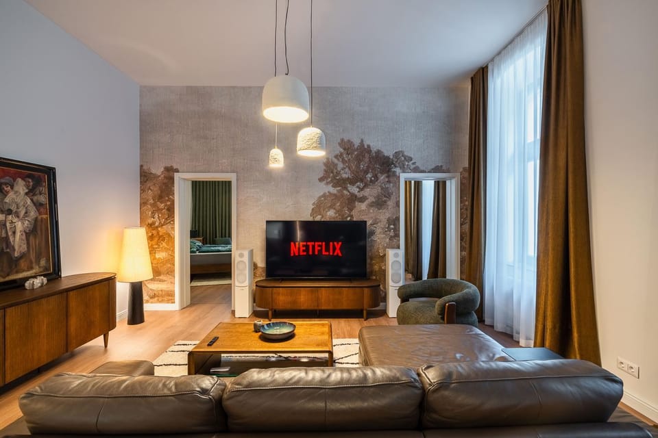 TV and multimedia, Living room