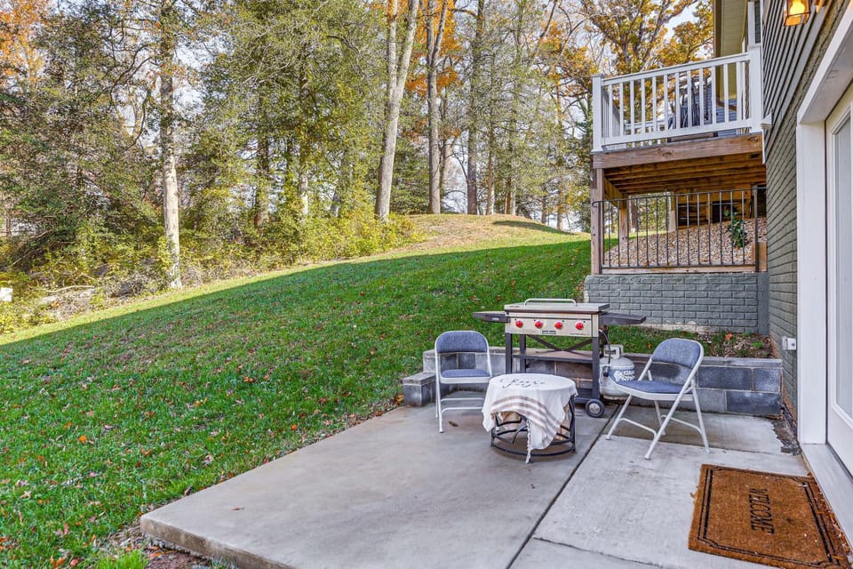 Suburban Comfort in Bowie! Apartment w/ Patio Apartment in Bowie