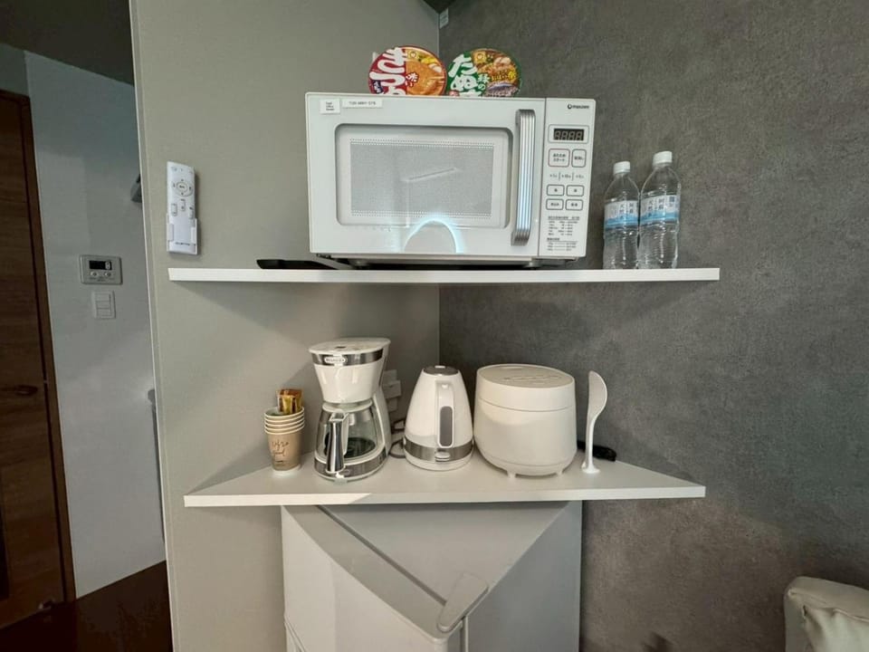 LuxurySweet博多駅南63 博多駅車で5分 新築 条件付ペット可 Apartment in Fukuoka