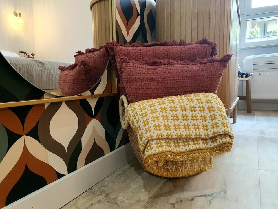 Torpigna Vibes Well Connected to Rome Center Apartment in Rome
