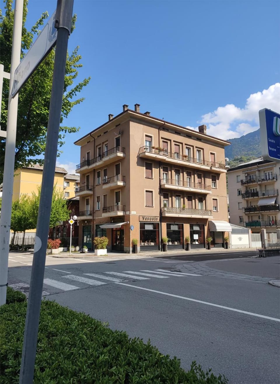 Street view, Location