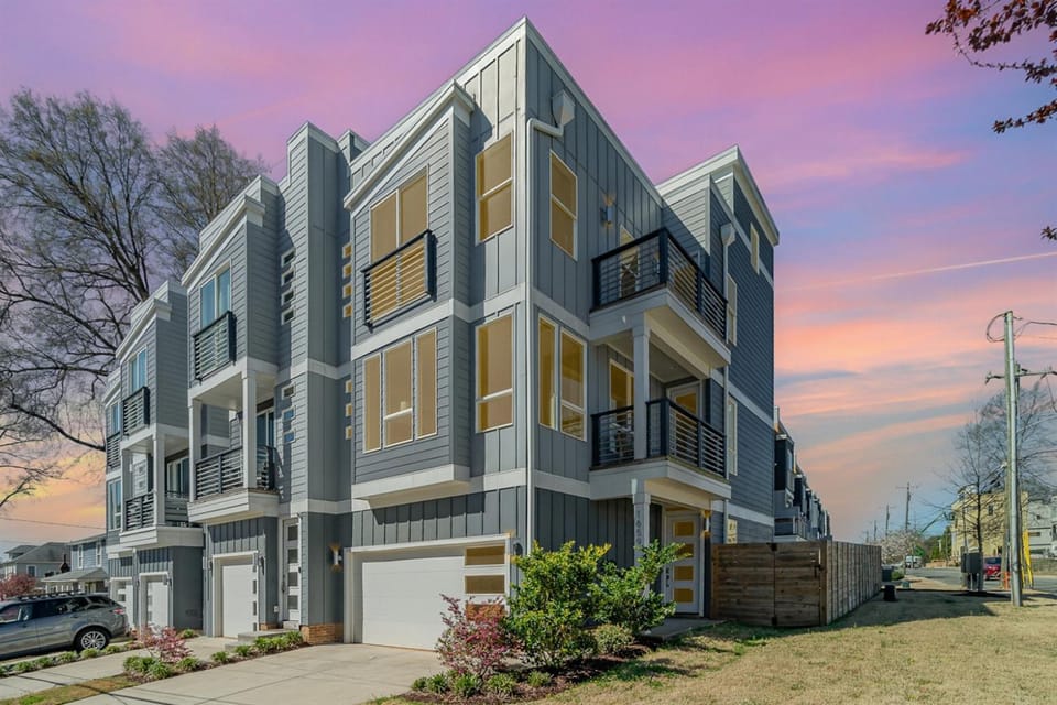 Madmen Loft w Uptown Rooftop Views House in Charlotte