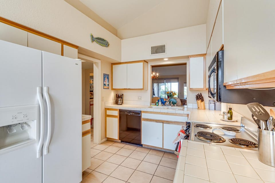 Pool & Tennis Court Access: Borrego Springs Condo House in Borrego Springs