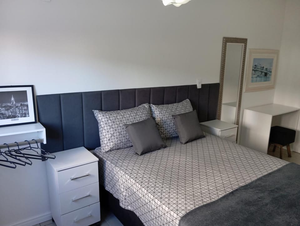 Apartamento com piscina, terraço, churrasqueira e estacionamento Apartment in Pelotas